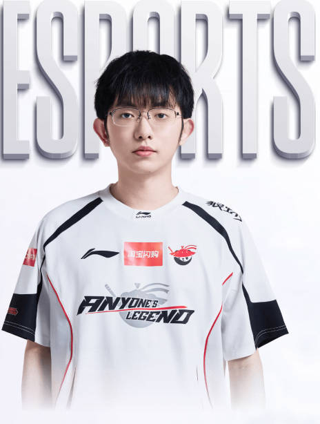 直播吧世界杯第4日MVP：伊萨克当选！世界杯首秀1射2传大杀四方